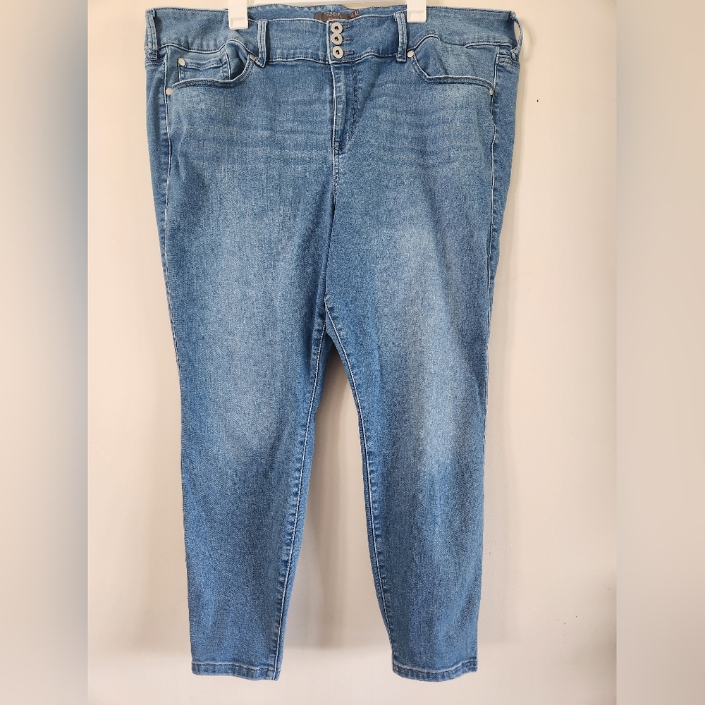 Torrid Super Soft Jegging Size 26R